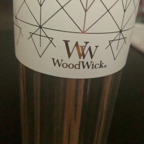 Lavender leaf reed diffuser by woodwick NEW - Picture 4 of 4